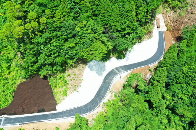 林道開設工事