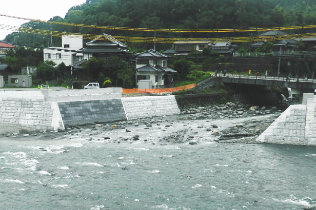 渓流保全工事